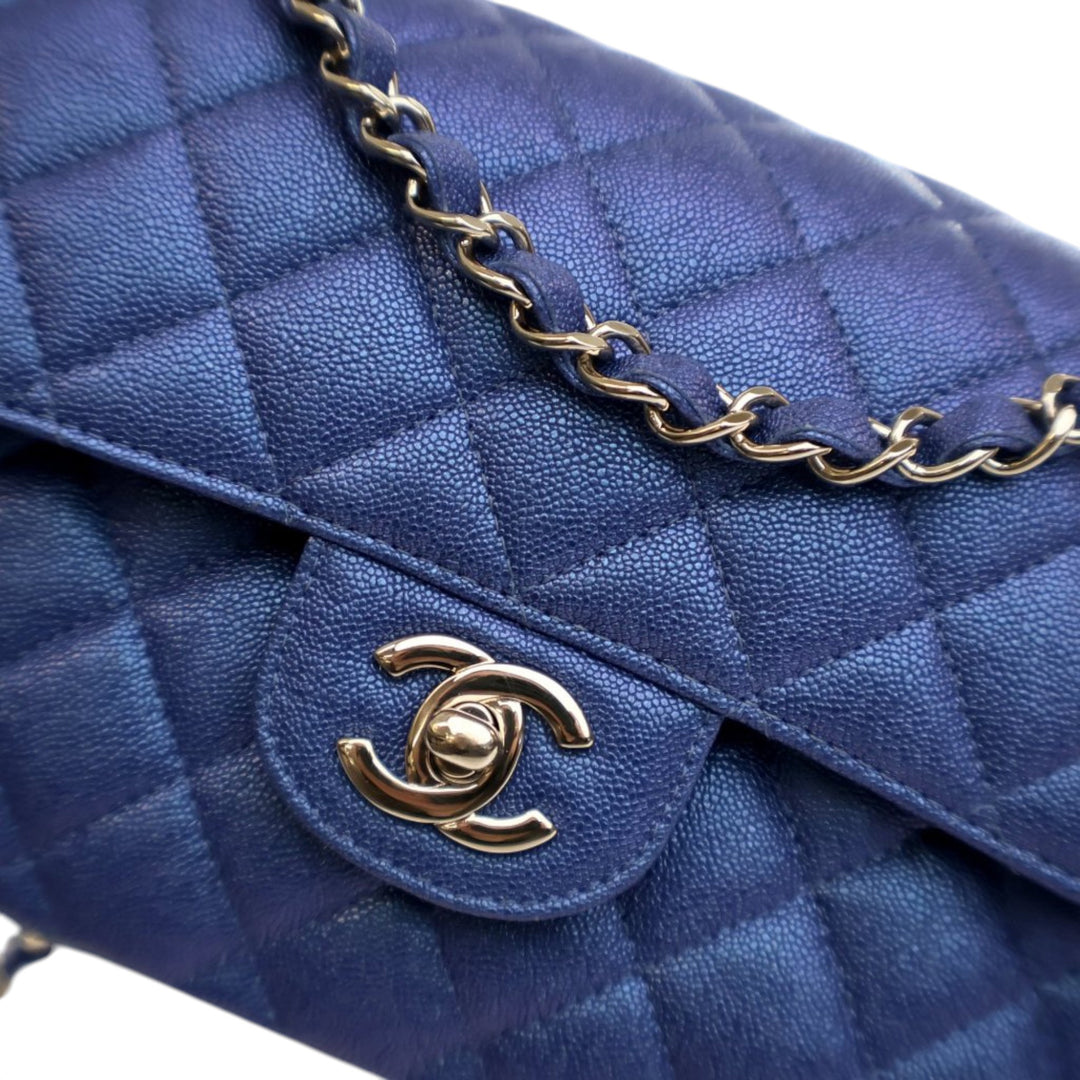 Chanel Small Classic Iridescent Caviar Double rabat
