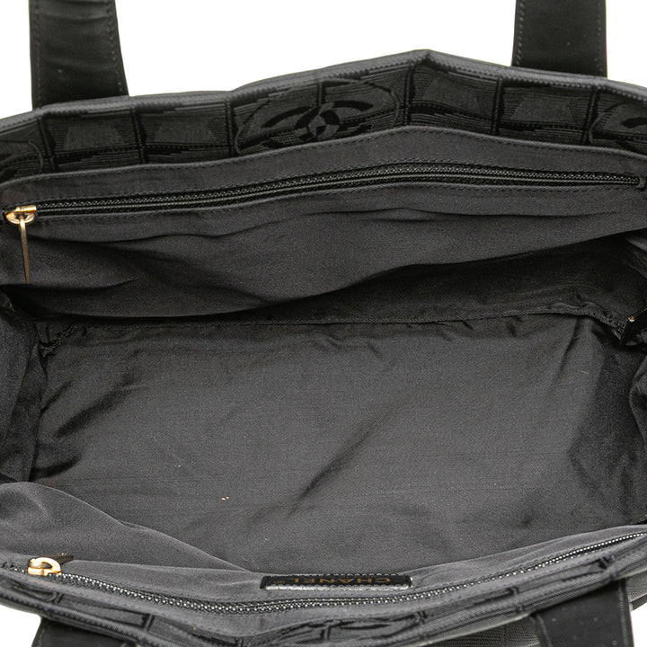 Chanel New Travel Line Nylon Cabas Noir – GABY PARIS Authentique