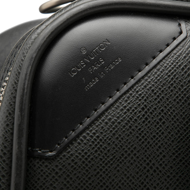 Louis Vuitton Taiga Satellite 53 Luggage
