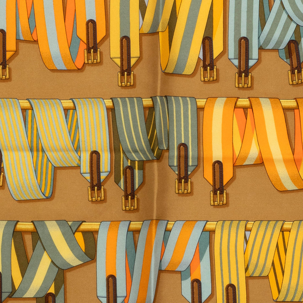 Hermès Les Sangles Handkerchief Jaune – vue 2 – GABY PARIS