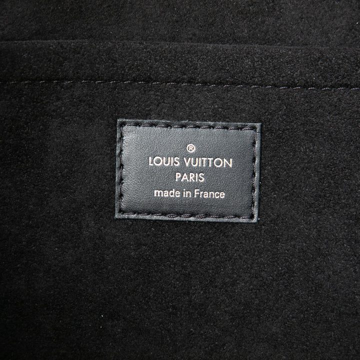 Louis Vuitton Initials Circle Pochette Jour GM Épi Noir – vue 5 – GABY PARIS