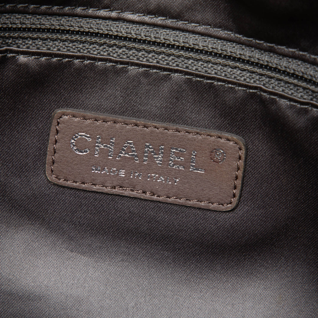 Chanel Matelassé Bubble Sac Violet – vue 5 – GABY PARIS