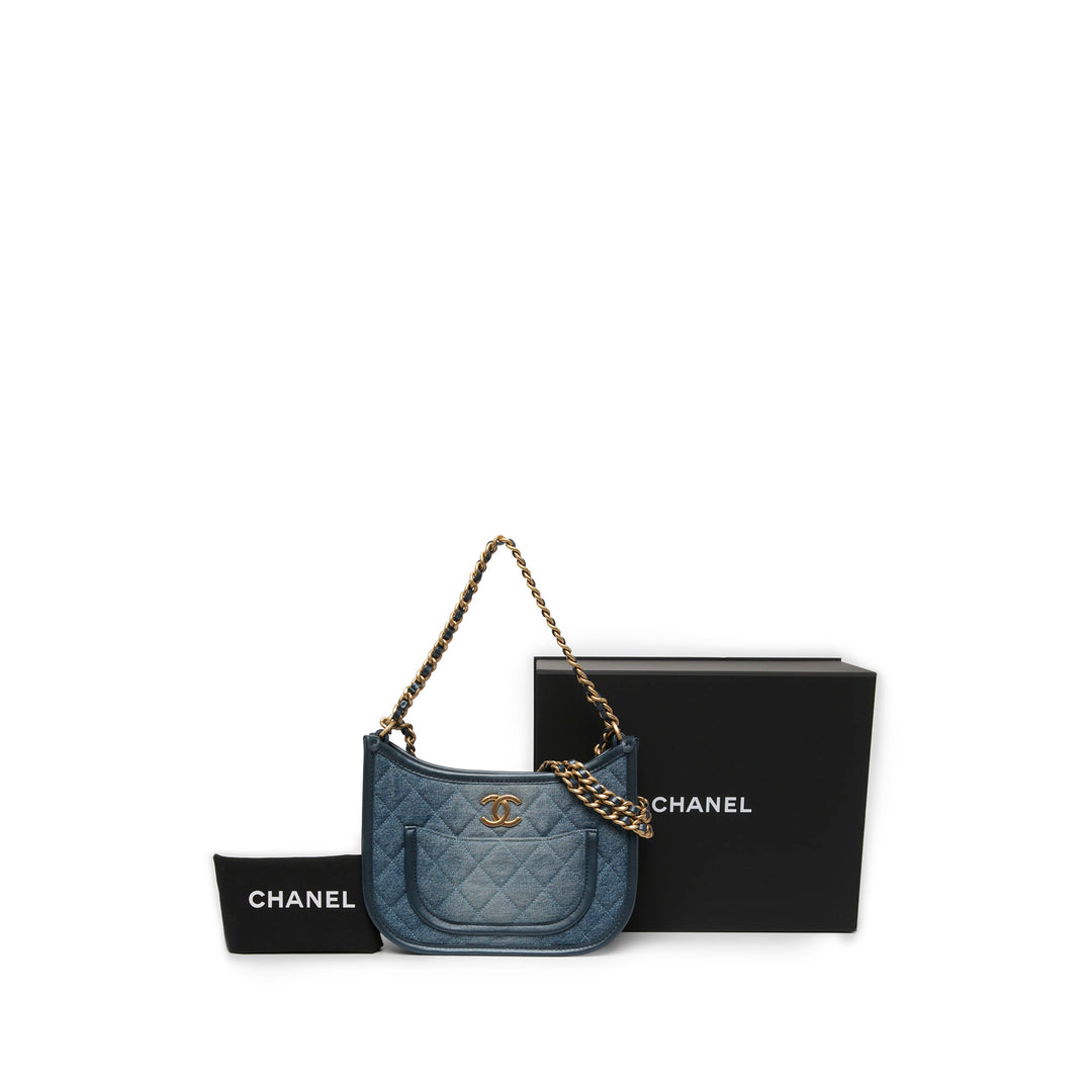 Chanel CC Matelassé Hobo Sac Jean Bleu – vue 6 – GABY PARIS