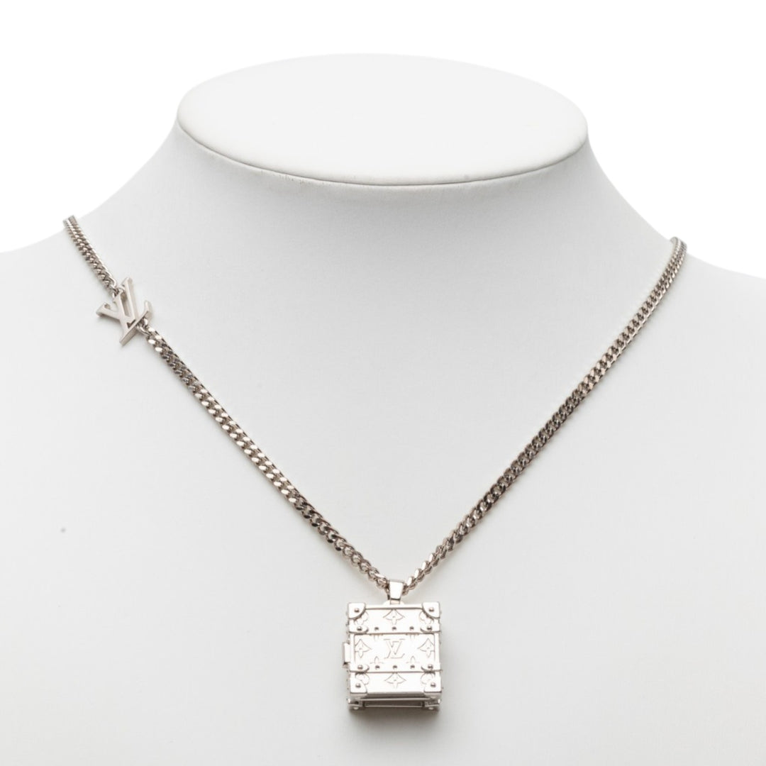 Louis Vuitton Brass Monogram Trunk Pendant Collier
