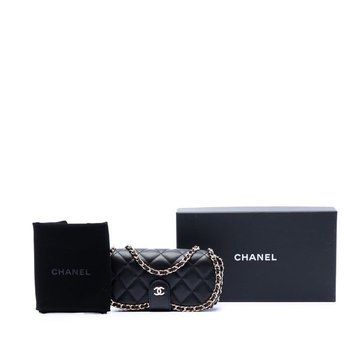Chanel CC Matelassé Cuir d’agneau Sac rond à chaîne Sunglasses Étui