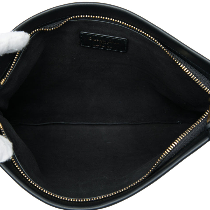 Dior embossé Logo Zippé Pochette Cuir de veau Noir – vue 4 – GABY PARIS