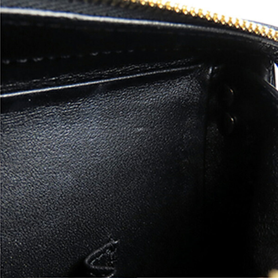 Chanel Medium Matelassé Cuir de veau clouté Square Vanity