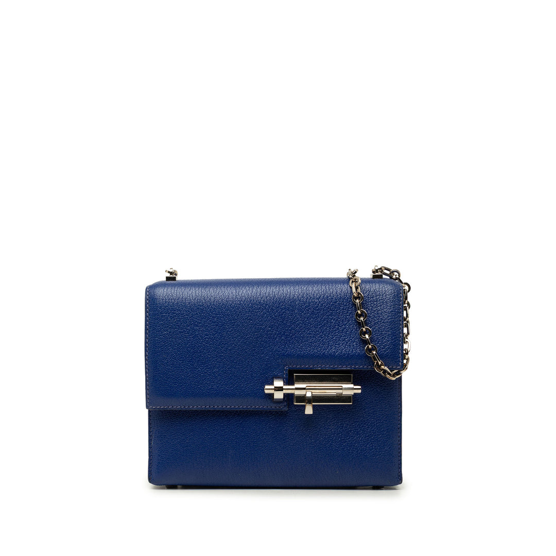 Hermès Chevre Mysore Verrou Chaînee Mini Bleu – vue principale – GABY PARIS