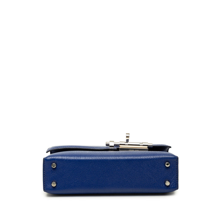Hermès Chevre Mysore Verrou Chaînee Mini Bleu – vue 3 – GABY PARIS