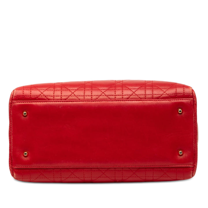 Dior Medium Cuir d’agneau Cannage Lady Dior