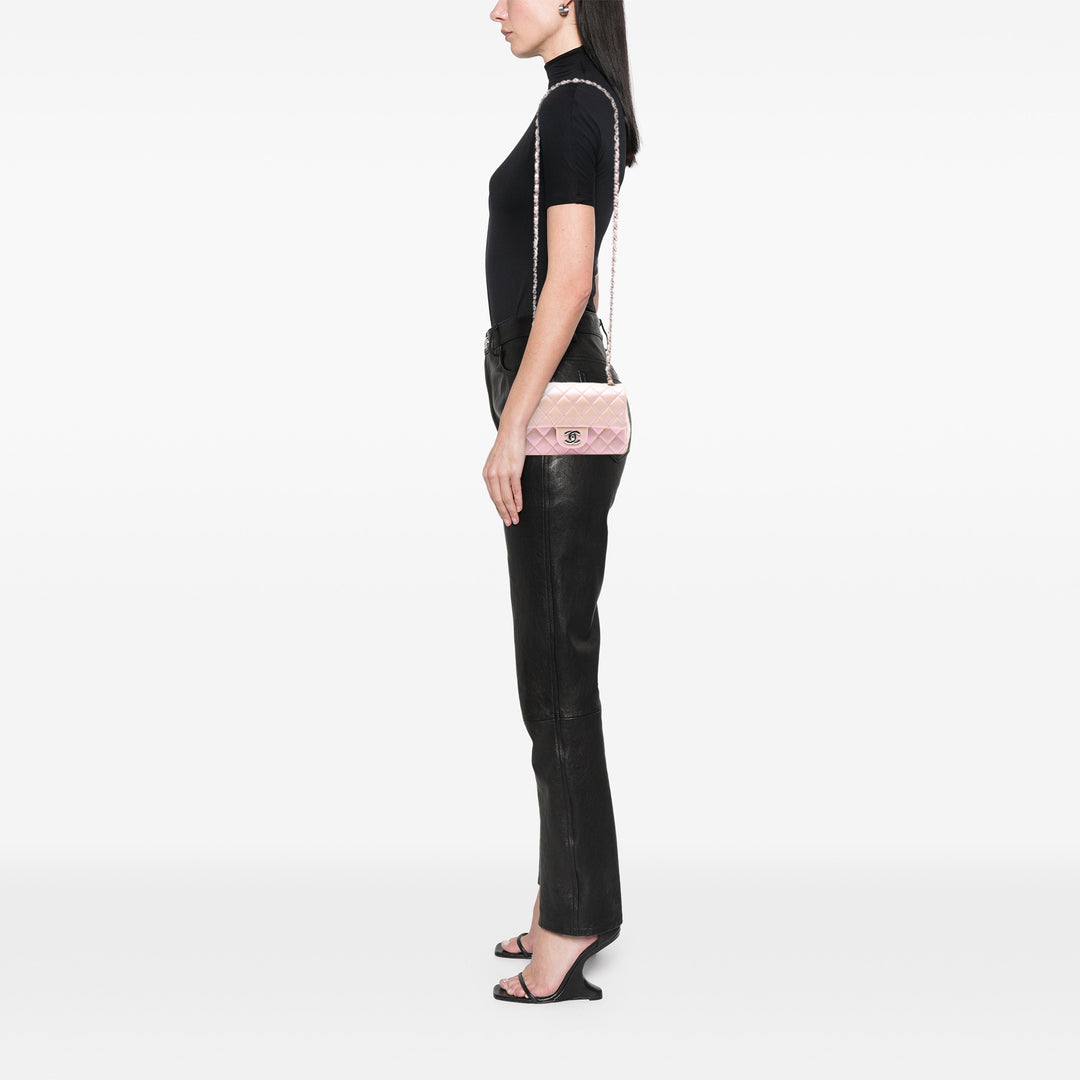 Chanel Mini Rectangular Classic Iridescent Cuir d’agneau Simple rabat