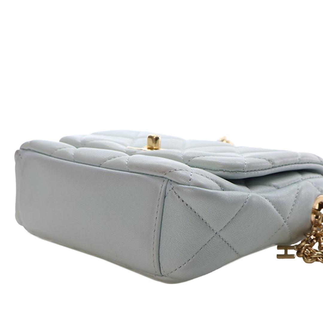 Chanel Mini CC Matelassé Cuir d’agneau Logo Chain à rabat