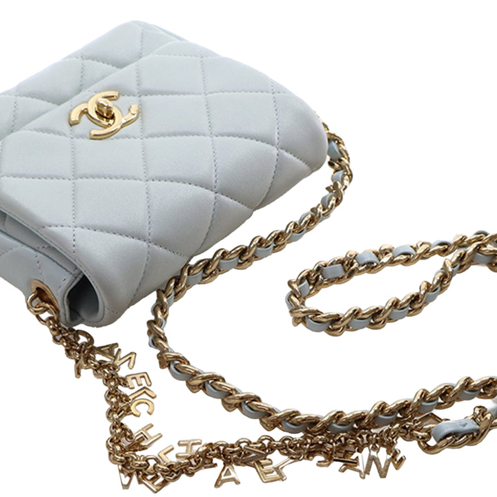 Chanel Mini CC Matelassé Cuir d’agneau Logo Chain à rabat