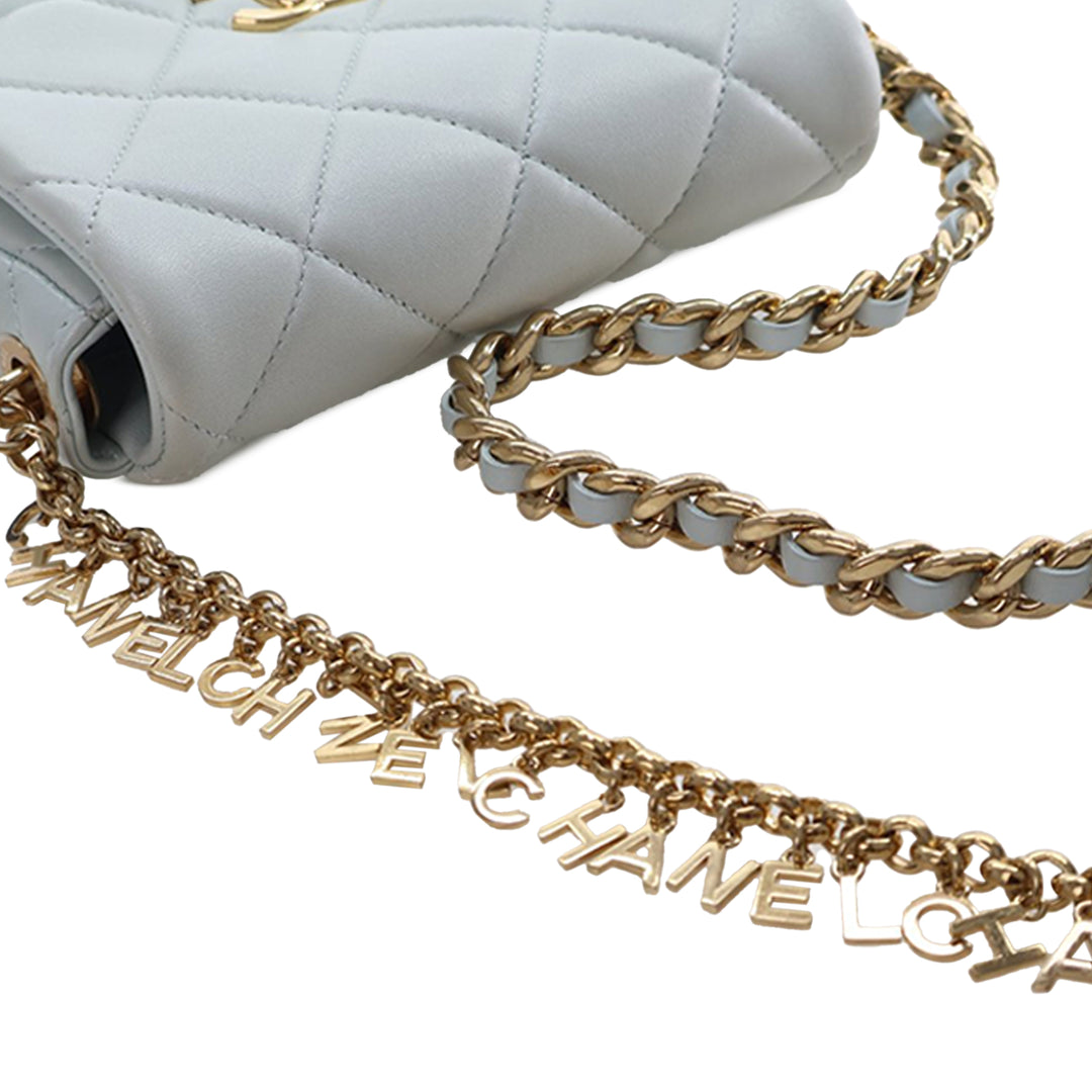 Chanel Mini CC Matelassé Cuir d’agneau Logo Chain à rabat