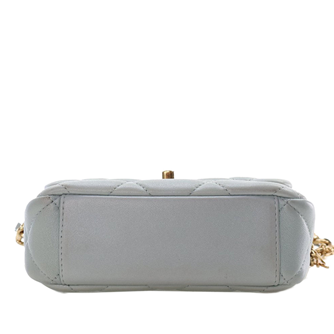 Chanel Mini CC Matelassé Cuir d’agneau Logo Chain à rabat