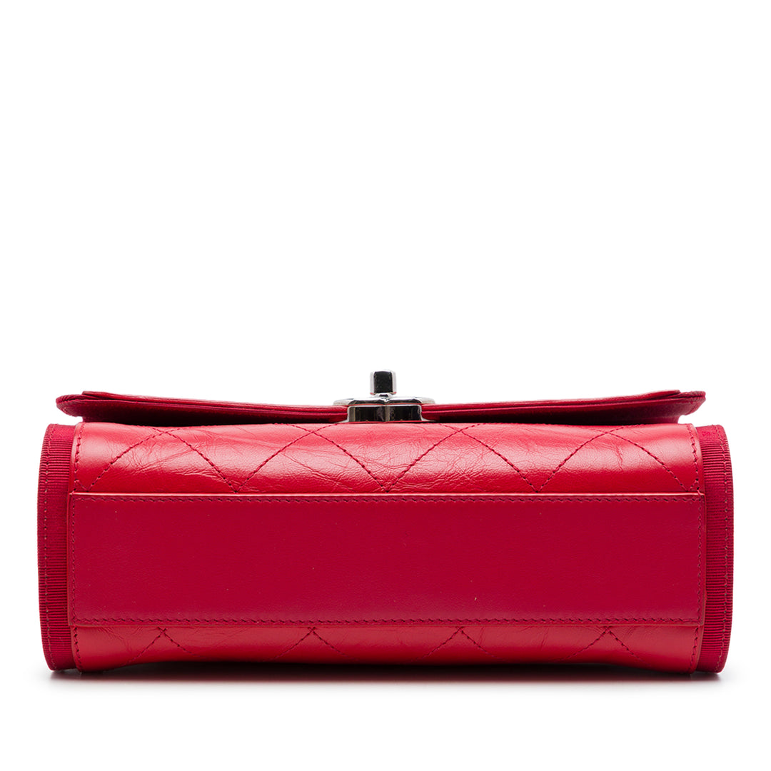 Chanel CC Matelassé Froissé et Grosgrain à rabat Cuir de veau Rouge – vue 3 – GABY PARIS