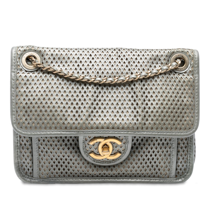 Chanel Small Perforated Cuir de veau Up In The Air Flap Argenté