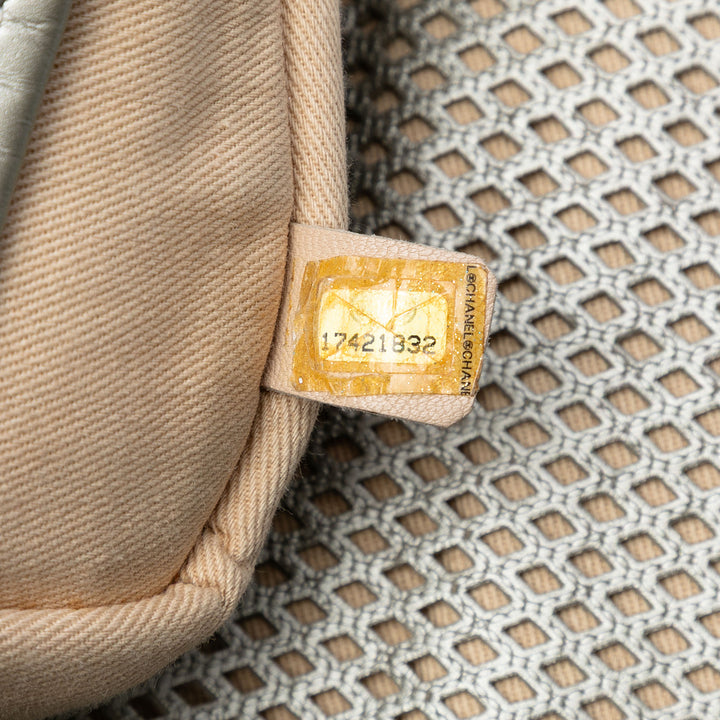 Chanel Small Perforated Cuir de veau Up In The Air Flap Argenté