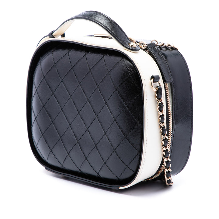 CC Matelassé Froissé Vanity Petit Cuir de veau Noir