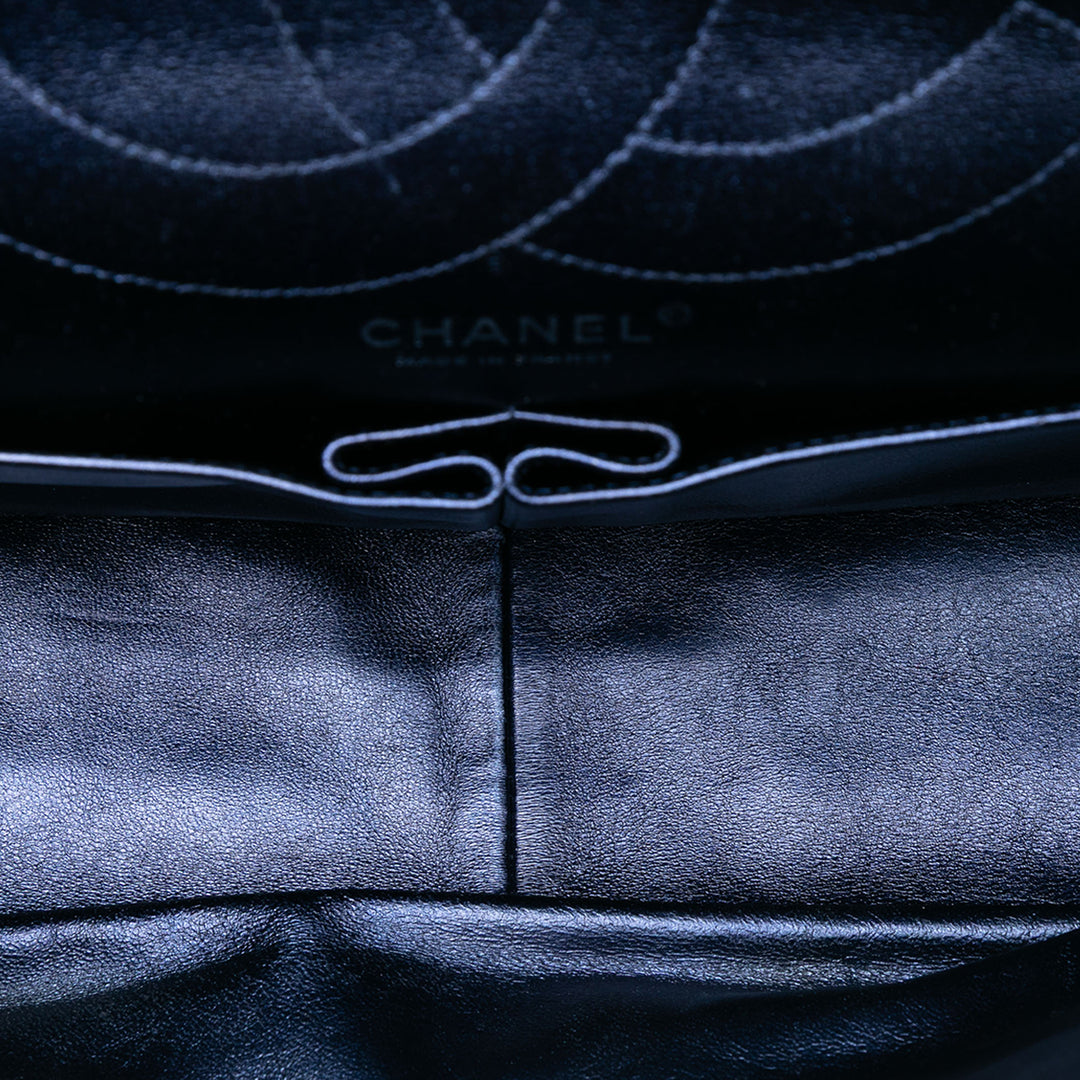 Chanel Metallic Matelassé vieilli Cuir de veau Reissue 2.55 Double rabat 227 – GABY PARIS Authentique