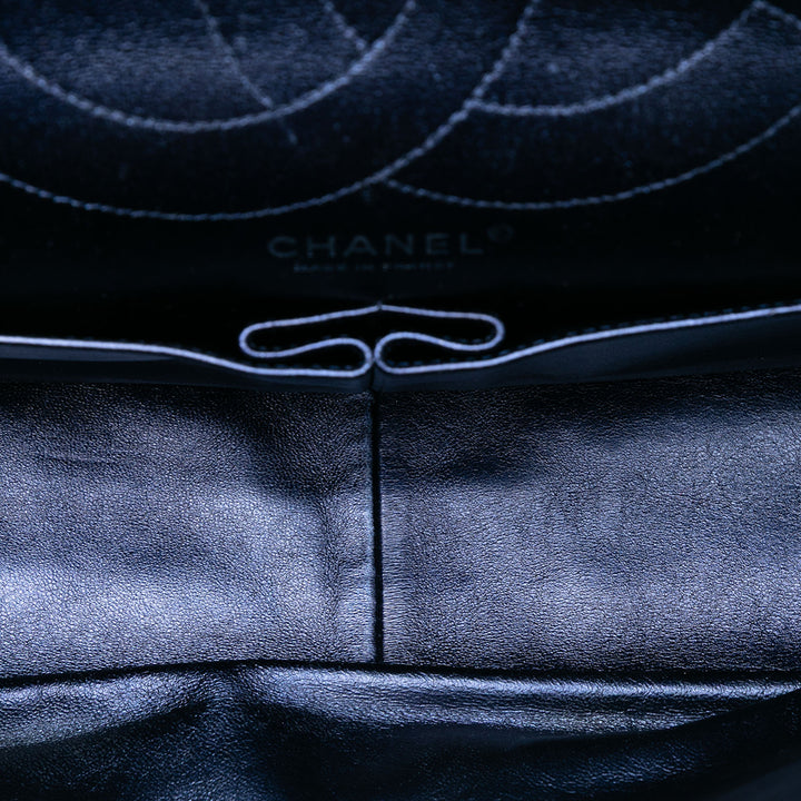 Chanel Metallic Matelassé vieilli Cuir de veau Reissue 2.55 Double rabat 227 – GABY PARIS Authentique