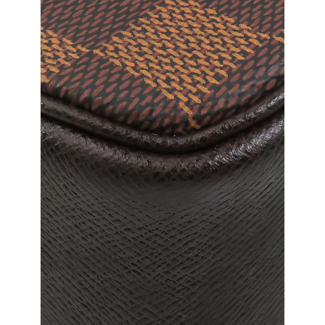 Louis Vuitton Trousse Pochette Damier Ébène Marron – vue 10 – GABY PARIS