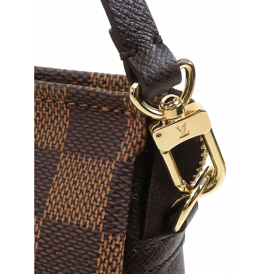 Louis Vuitton Trousse Pochette Damier Ébène Marron – vue 13 – GABY PARIS