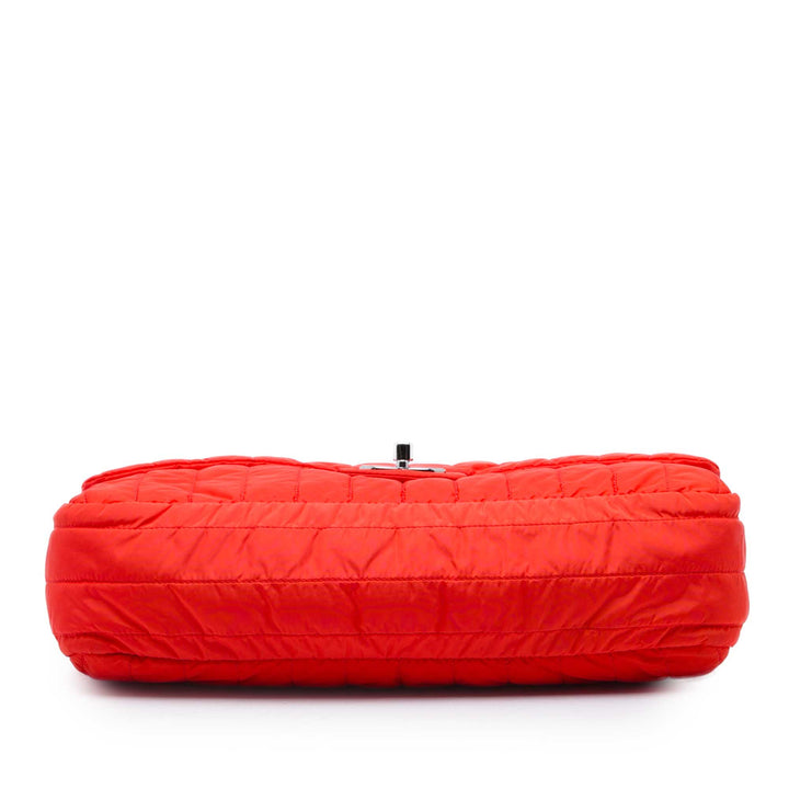 Chanel Matelassé Souple Shell à rabat Jumbo Rouge – vue 3 – GABY PARIS