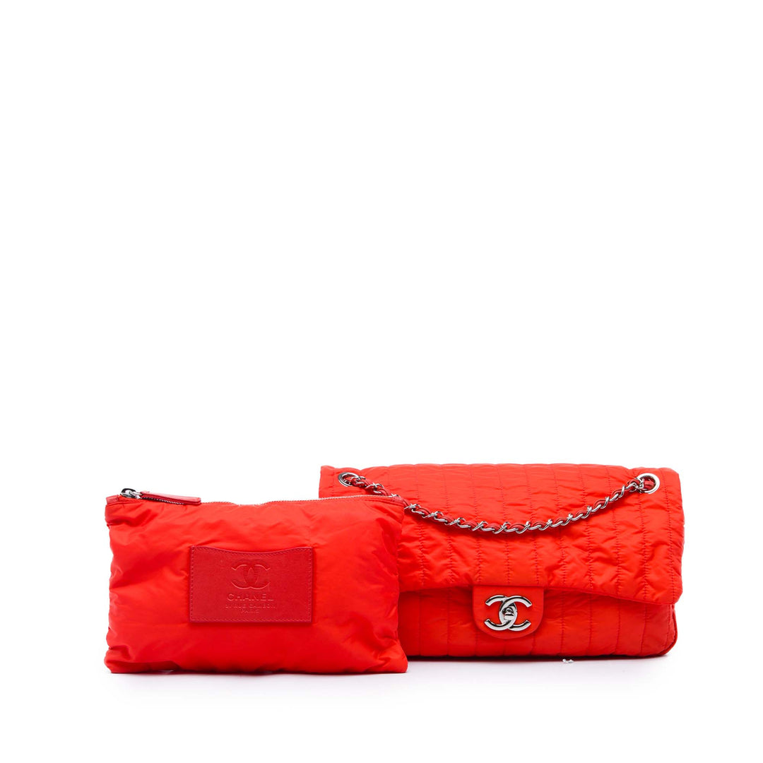 Chanel Matelassé Souple Shell à rabat Jumbo Rouge – vue 6 – GABY PARIS