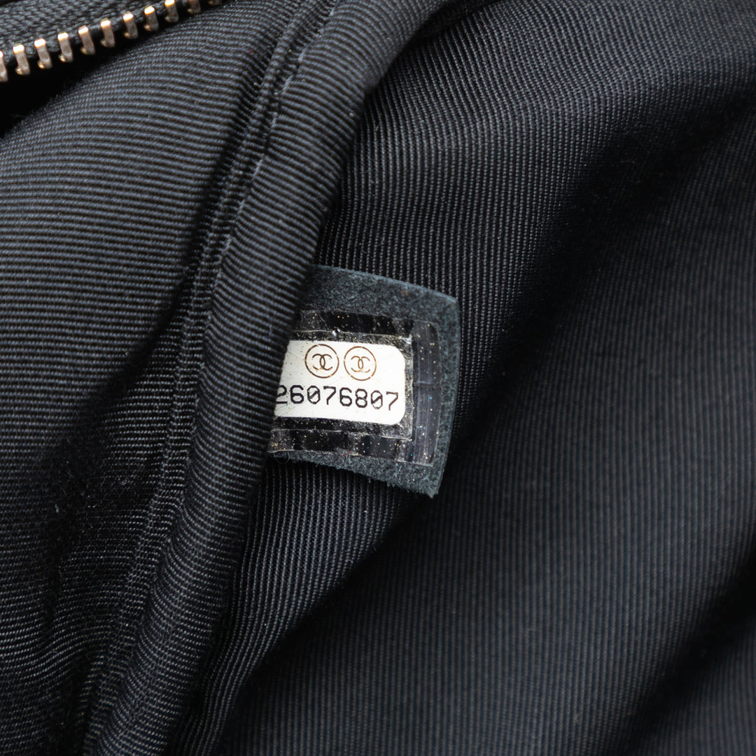 Matelassé Buckle Sac caméra Grand Cuir d'agneau Noir