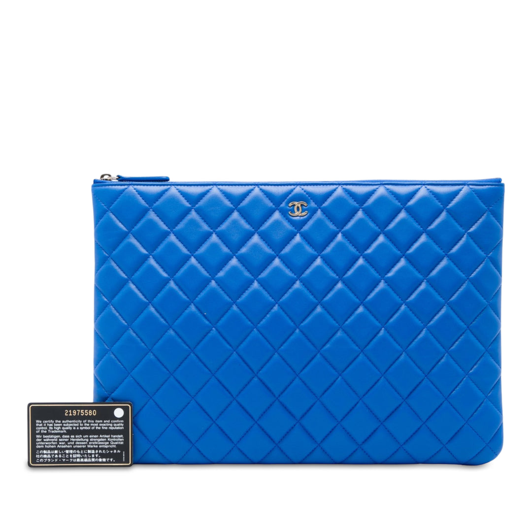 Matelassé O Étui Pochette Grand Cuir d'agneau Bleu