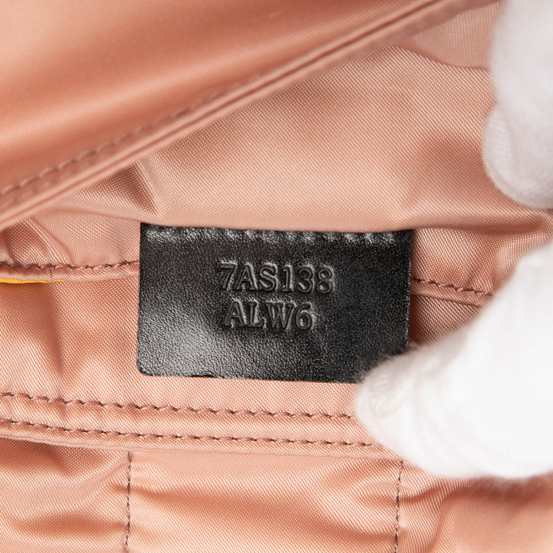 Fendi Porter Yoshida Baguette Sac Rose – vue 6 – GABY PARIS