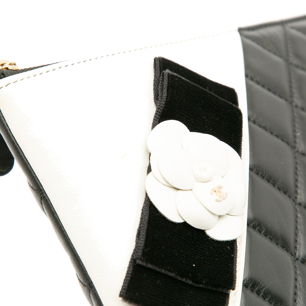 Large Quilted Lambskin Camellia O Case Clutch Black - Gaby Paris
