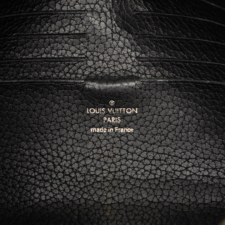 Louis Vuitton Taiga Kasai