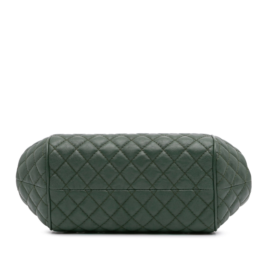 Small Quilted Calfskin Colosseum Lock Frame Bowling Bag Green - Gaby Paris