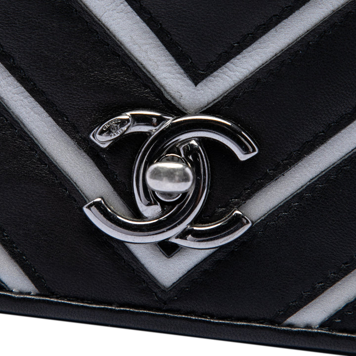 Chanel Small Chevron Cuir d’agneau Couture à rabat