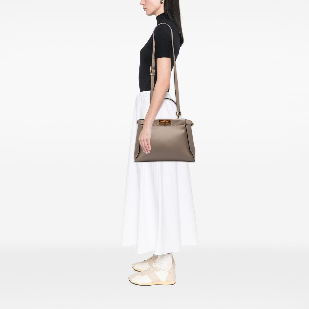 Fendi Sac à main Peekaboo Iconic Moyen Marron – vue 6 – GABY PARIS