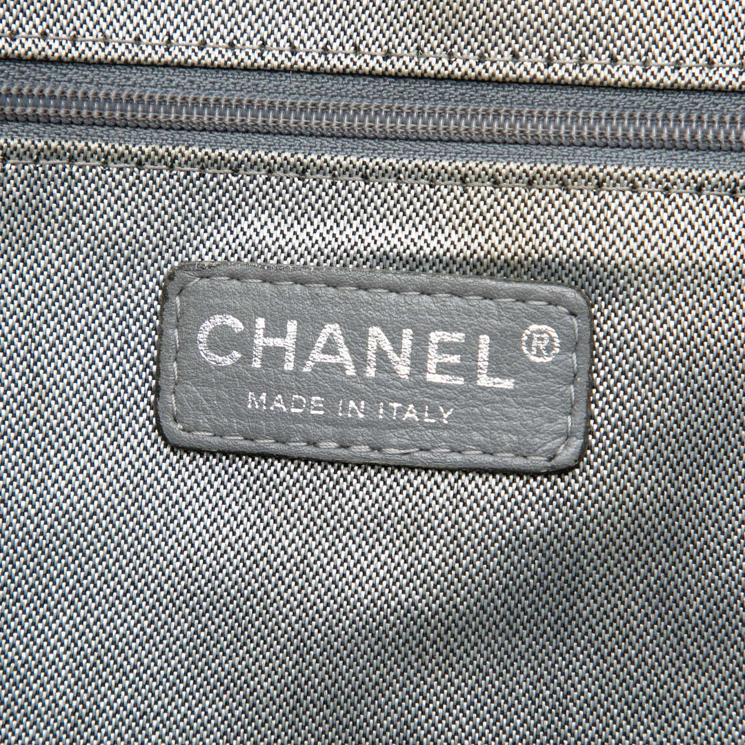 Chanel Large Cuir d’agneau Vertical Matelassé Mademoiselle Cabas