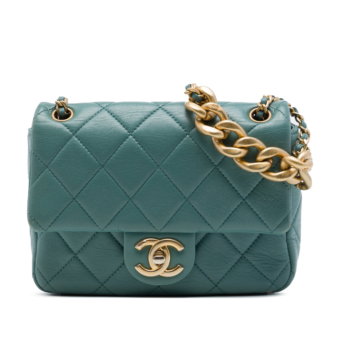 Chanel CC Matelassé Multi Chaîne Rabat simple Mini Cuir de veau Vert – vue principale – GABY PARIS