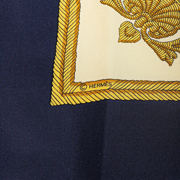 Hermès Les Armes de Paris Soie Foulard Blanc – GABY PARIS Authentique