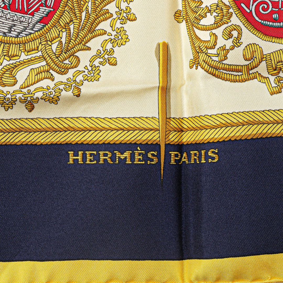 Hermès Les Armes de Paris Soie Foulard Blanc – GABY PARIS Authentique