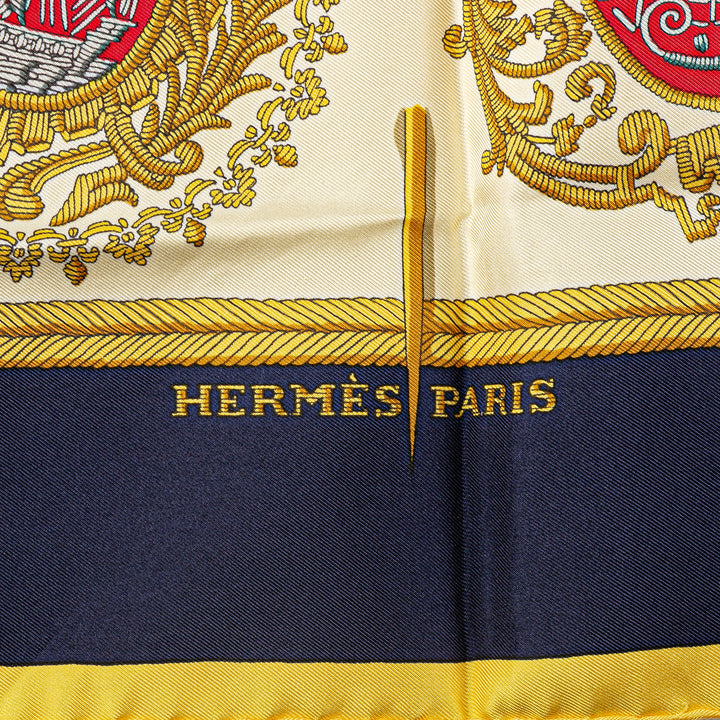 Hermès Les Armes de Paris Soie Foulard Blanc – GABY PARIS Authentique