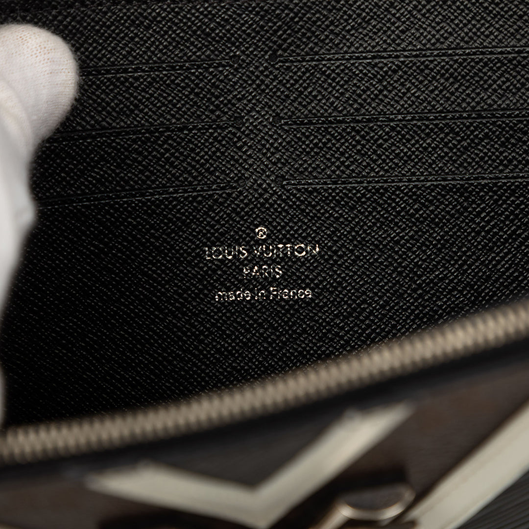 clouté Twist Wallet on Chain Épi Noir