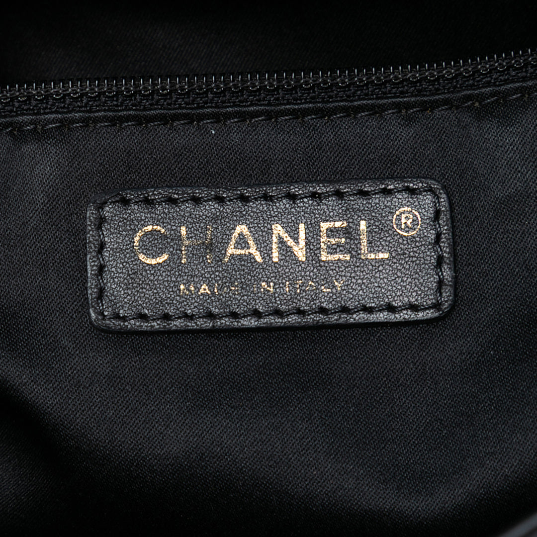 Chanel Jumbo Chevron Iridescent Cuir de veau Surpique à rabat
