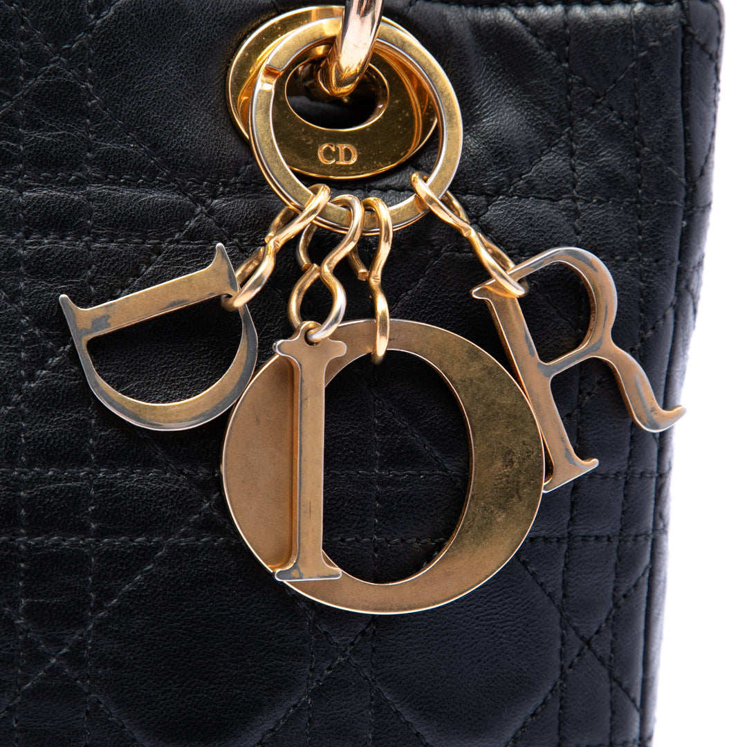 Dior Medium Cuir d’agneau Cannage Lady Dior