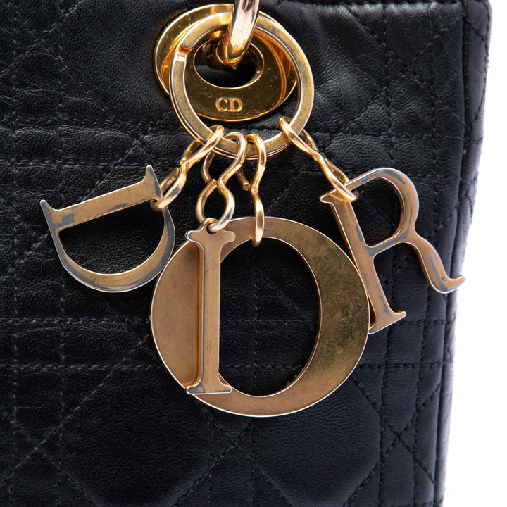 Dior Medium Cuir d’agneau Cannage Lady Dior