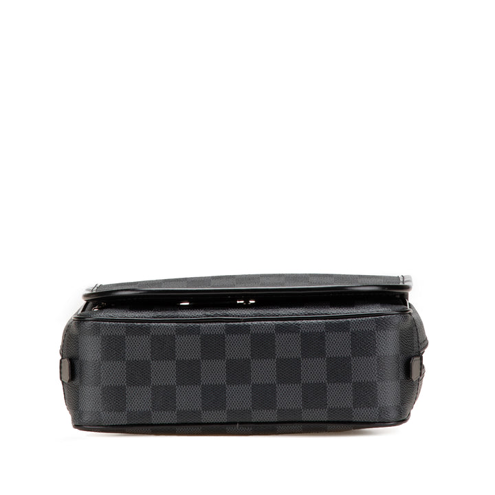 Damier Graphite Hanging Toiletry Kit Pouch Black - Gaby Paris