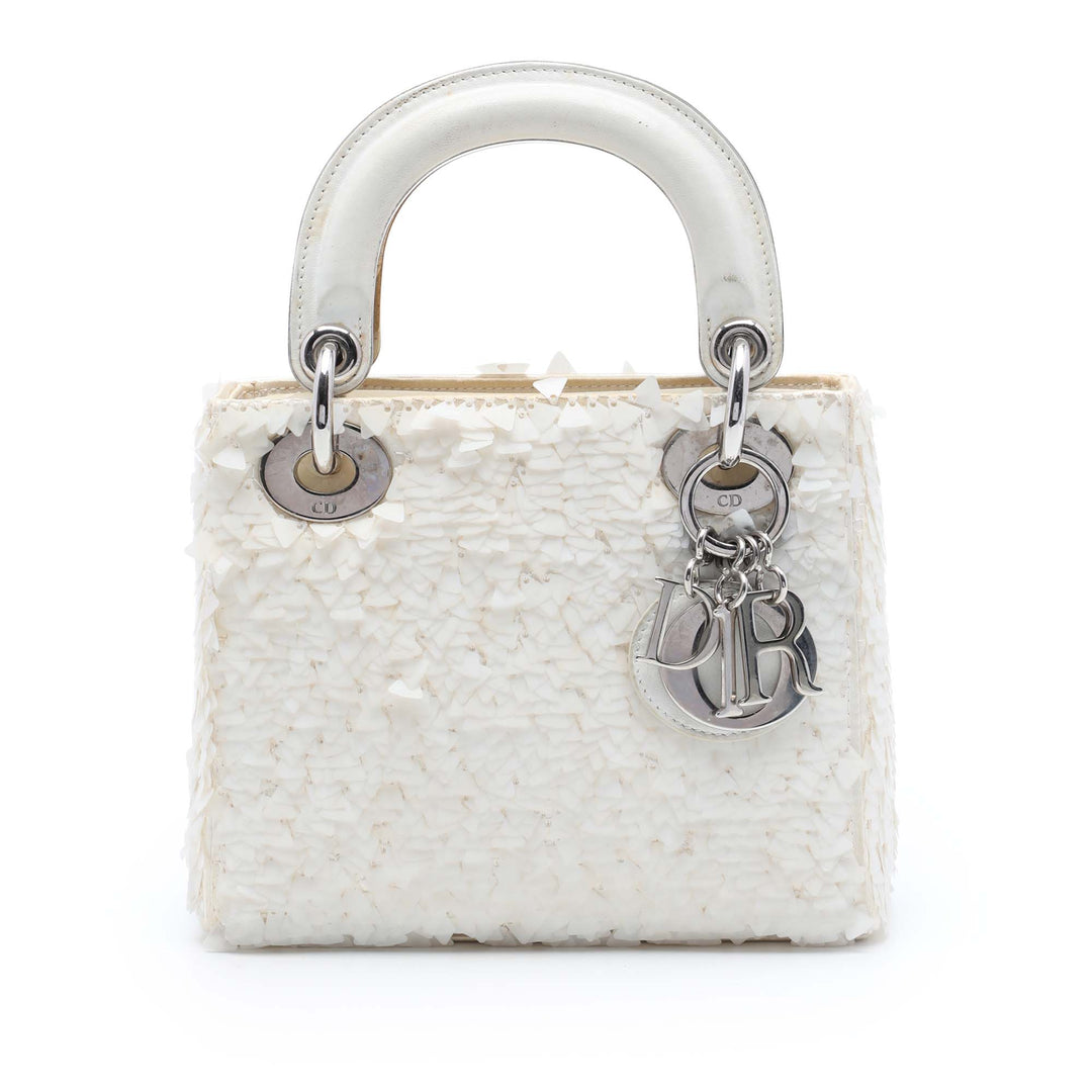 Dior Orné Lady Dior Mini Blanc – vue principale – GABY PARIS