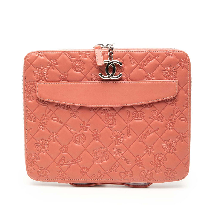 Chanel embossé Cuir d’agneau Lucky Symbols iPad Étui