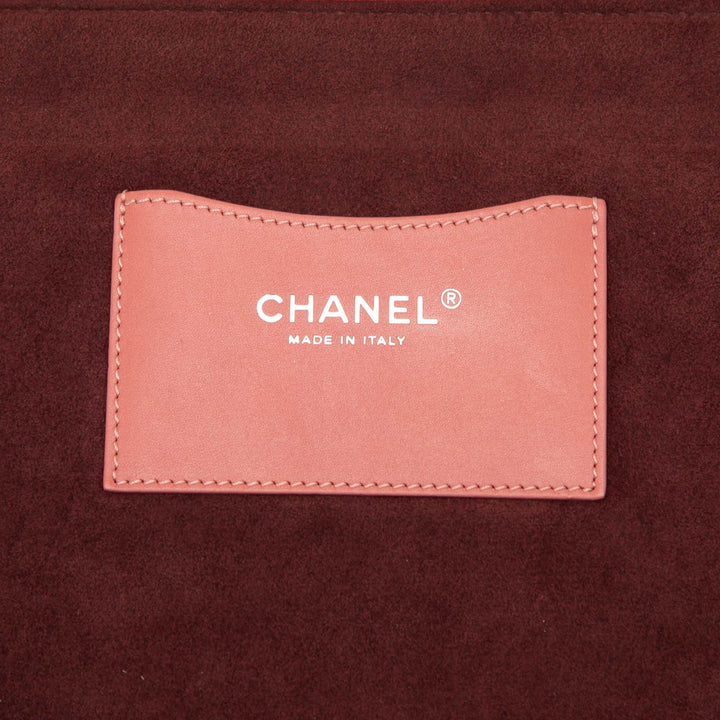 Chanel embossé Cuir d’agneau Lucky Symbols iPad Étui